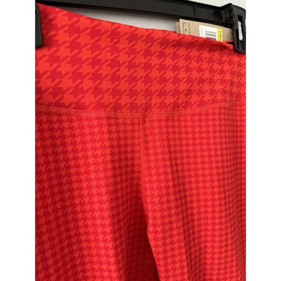 Nike One Luxe women's mid-rise 7/8 Red leggings (size small), new with tags - Picture 2 of 6